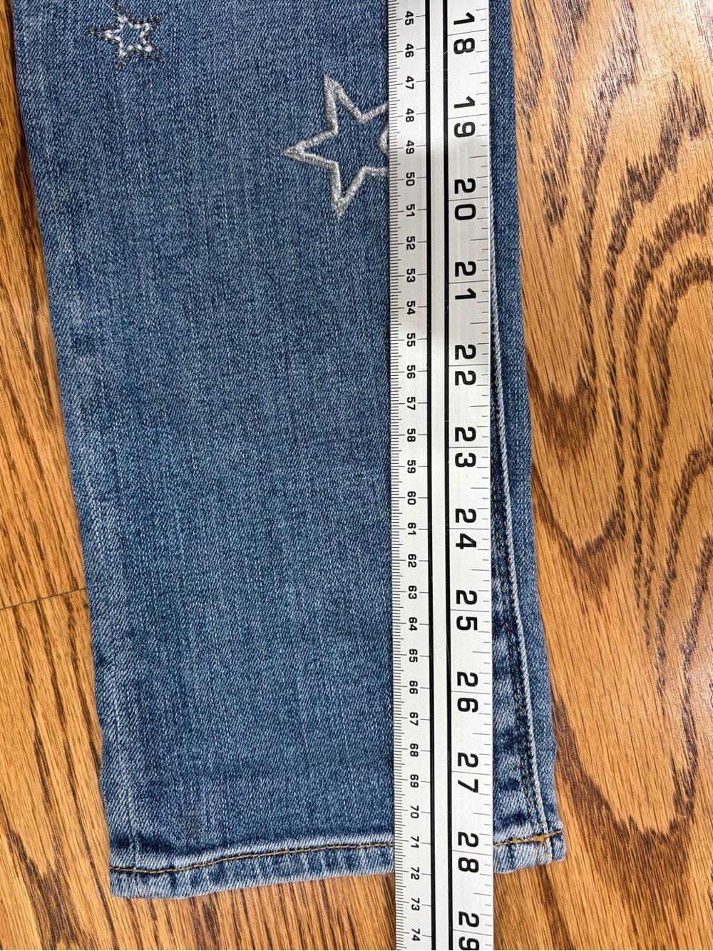 Hudson Riley Relaxed Straight Jeans with Silver Star Embroidery (24) - Picture 6 of 8